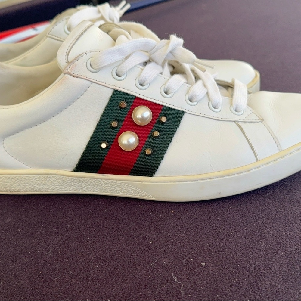 Gucci sneakers sz11.5